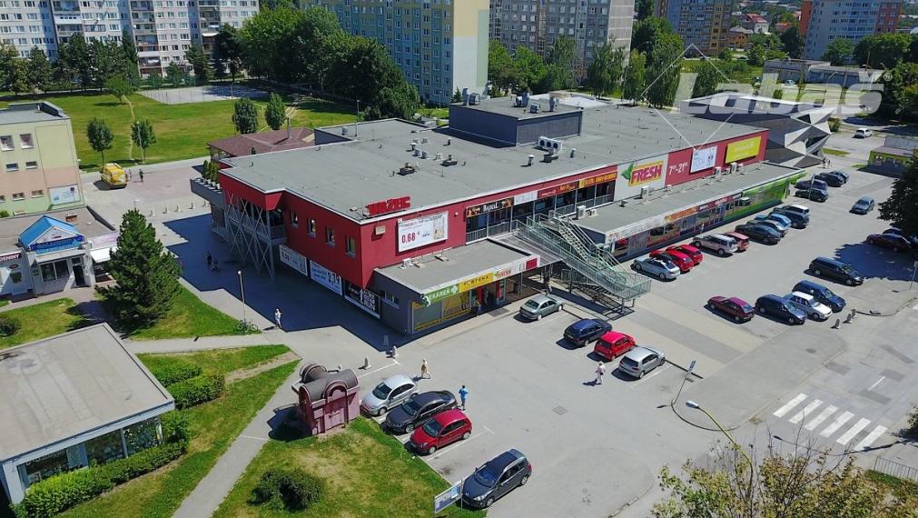 Pub Paletka - OC Važec 313,5 m2 + Terasa 73 m2