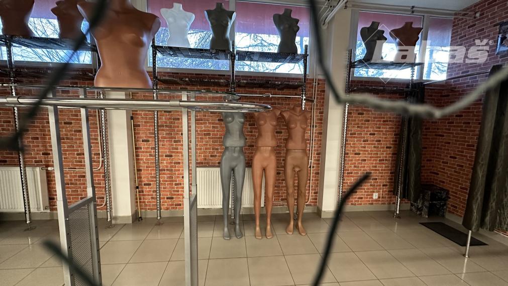 Predaj zákuskov, toriet, koláčov  - OC Iskra