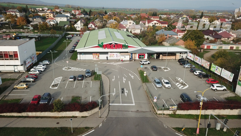 Butik Optika  22m2 - OC Sečovce