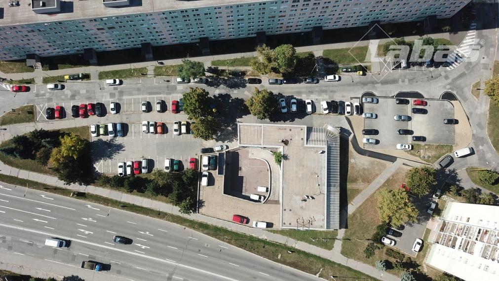 Prenájom celej budovy na Rosnej 7, Košice o výmere 800 m2