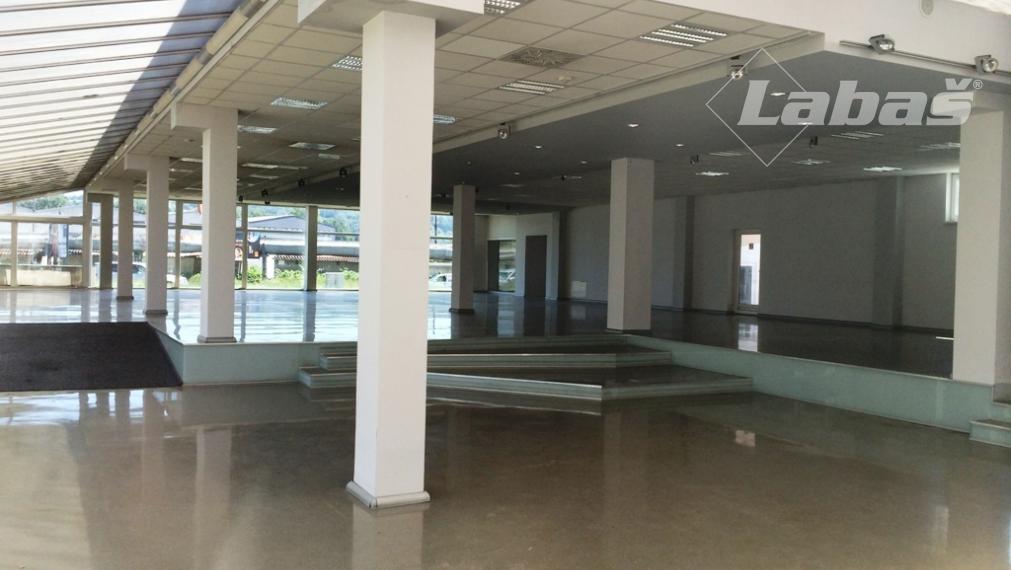 Prenájom celej budovy na Rosnej 7, Košice o výmere 800 m2