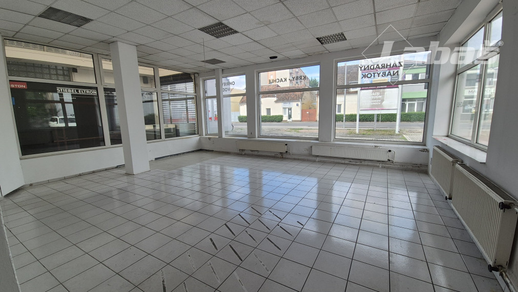 Nebytové priestory areál Domoss , Piešťany 1.NP a 2.NP 383m2 a 524 m2