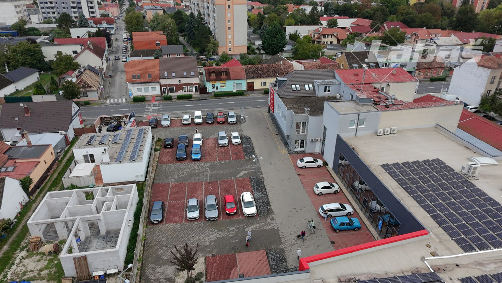 Nebytové priestory areál Domoss , Piešťany 1.NP a 2.NP 383m2 a 524 m2