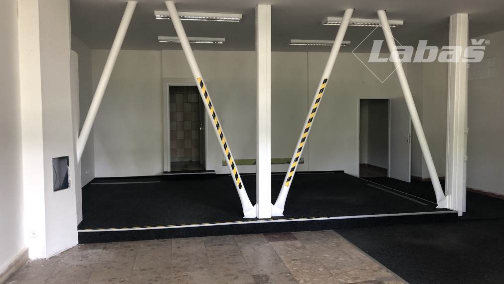 Cukrárenská výroba 130m2 - OC Hornád