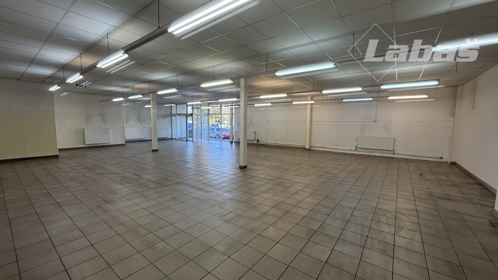 Potraviny - OC Ždiar, 365 m2