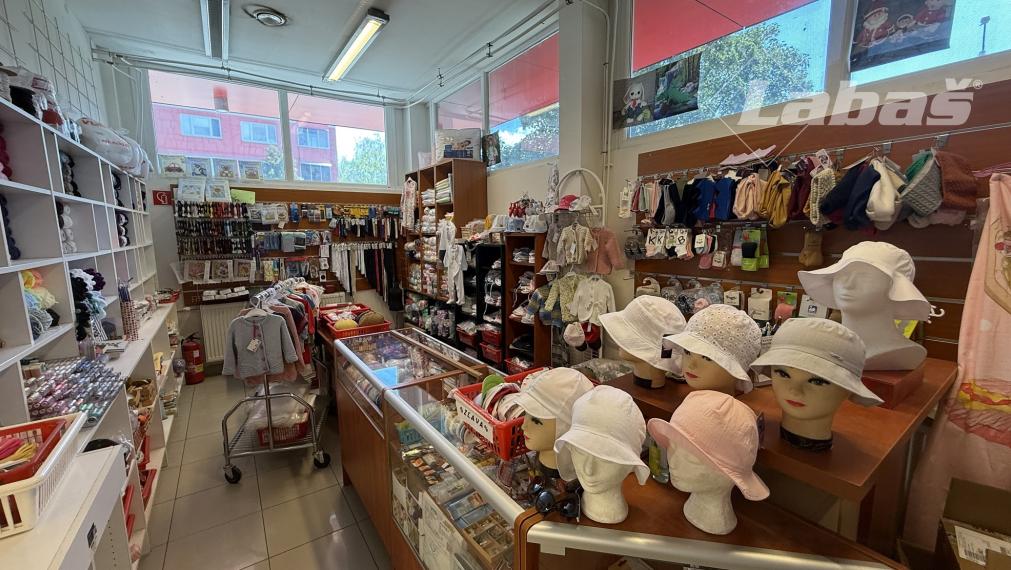 Galantéria - OC Iskra 18,3 m2