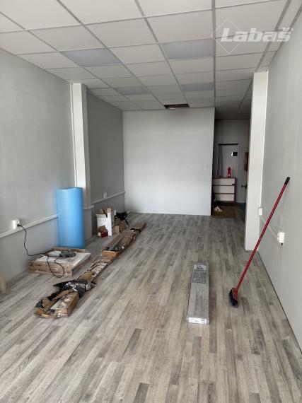 Chovateľské potreby  OC Hornád , 36 m2, Košice III