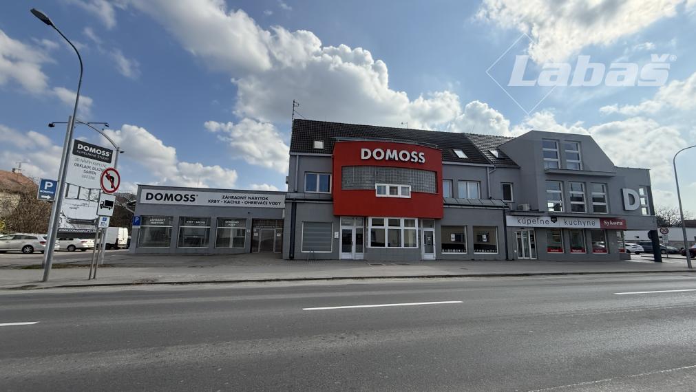 Nebytové priestory areál Domoss , Piešťany 1.NP 159m2 a 2.NP 274m2