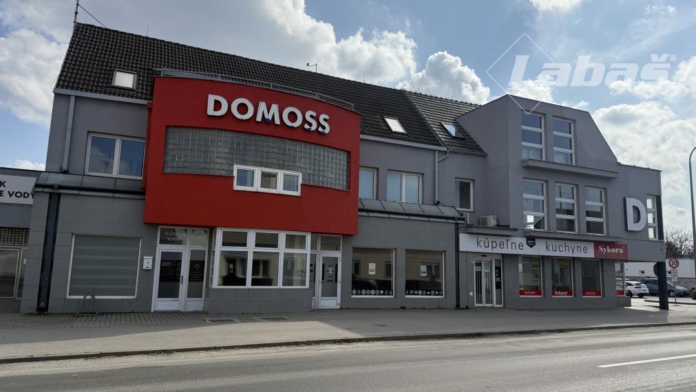 Nebytové priestory areál Domoss , Piešťany 1.NP 159m2 a 2.NP 274m2