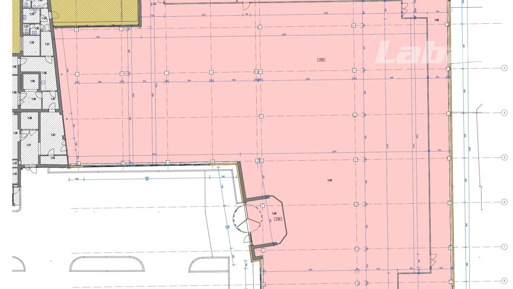 Piešťany, areál bývalá predajňa  Domoss, 1710 m2