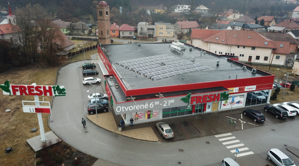 Bankomat - OC Plešivec